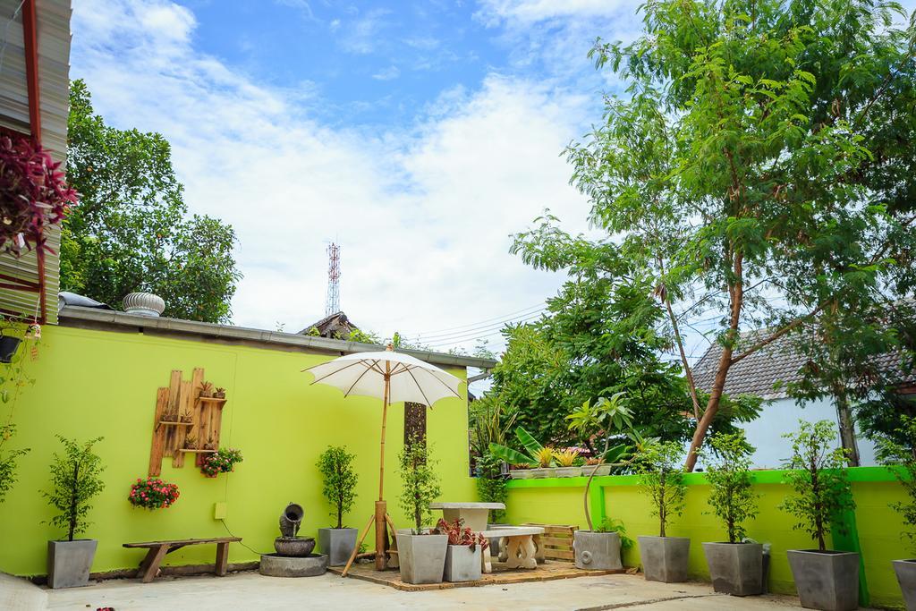 Malai Place Lampang Kültér fotó